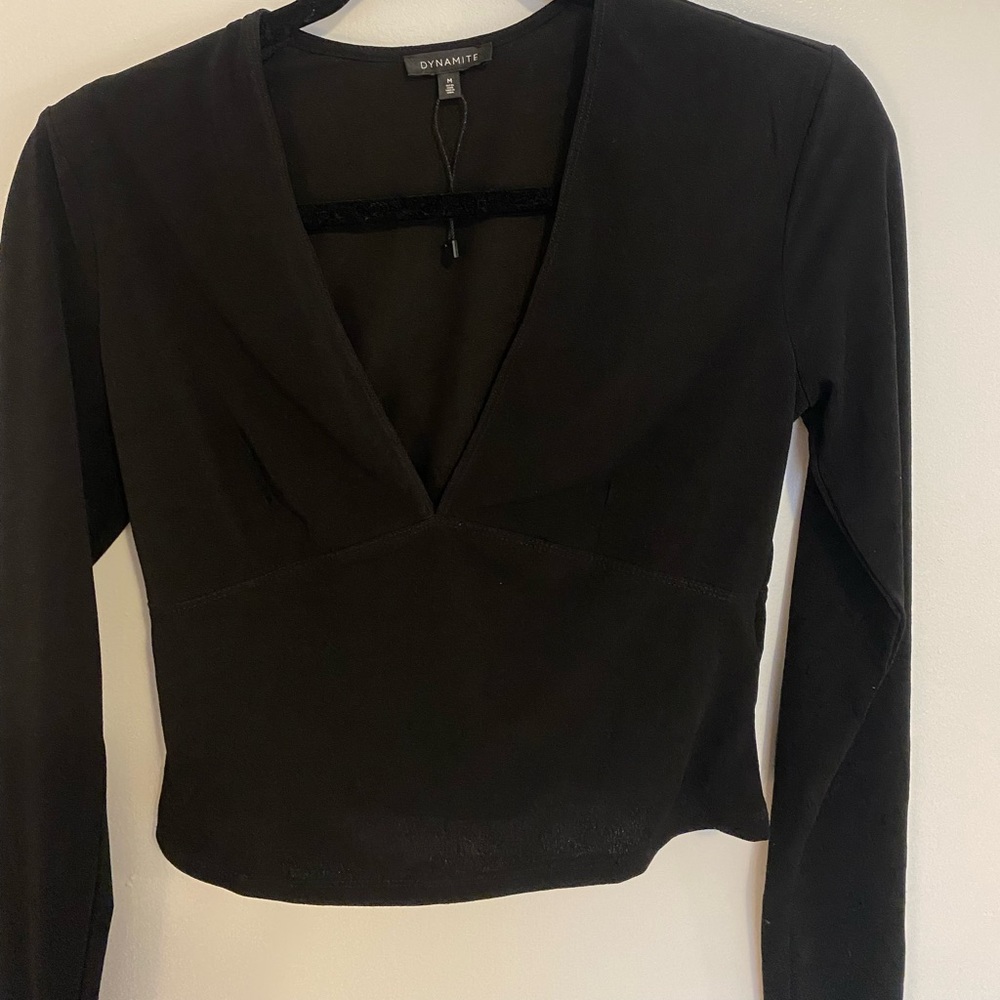 V neck cut long sleeve blouse